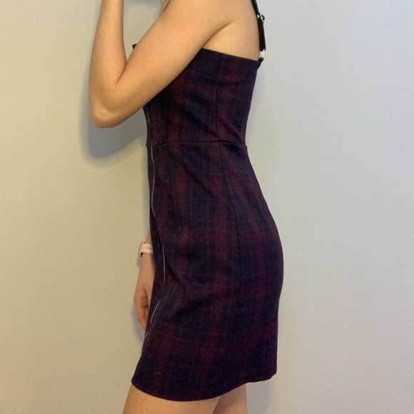 Plaid Skater Dress - Picture 3 of 5
